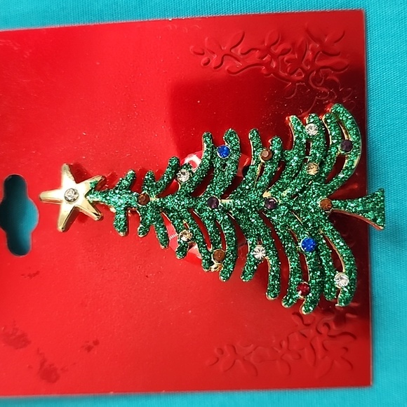 NWT Christmas Tree Rhinestone Brooch Pin - Picture 1 of 8